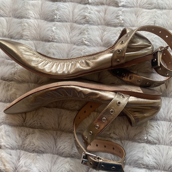 VALENTINO Love Latch metallic leather point-toe flats - Picture 14 of 14